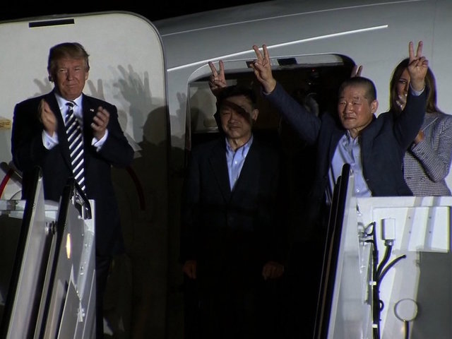 Trump Welcomes 3 Released Americans from North Korea