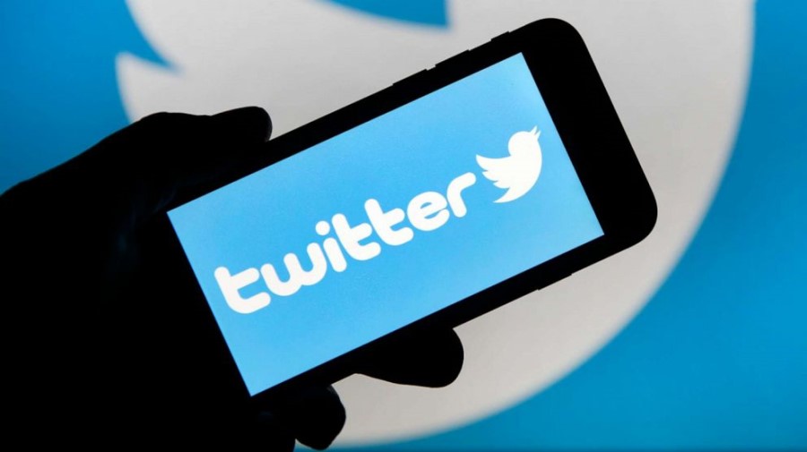 EU Wants Twitter to Hire Moderators
