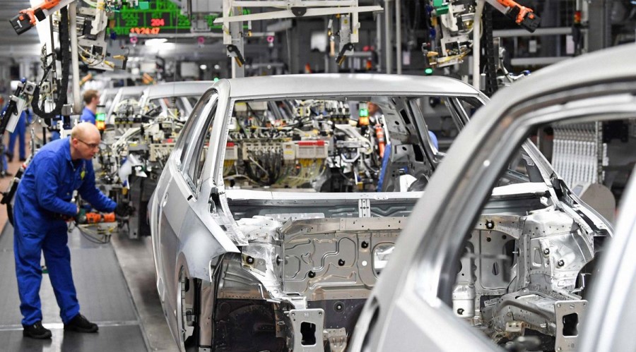 Stellantis to Build Electric Cars at British Factory
